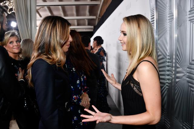 POTPUNO GOLE dve poznate srpske glumice! (FOTO)